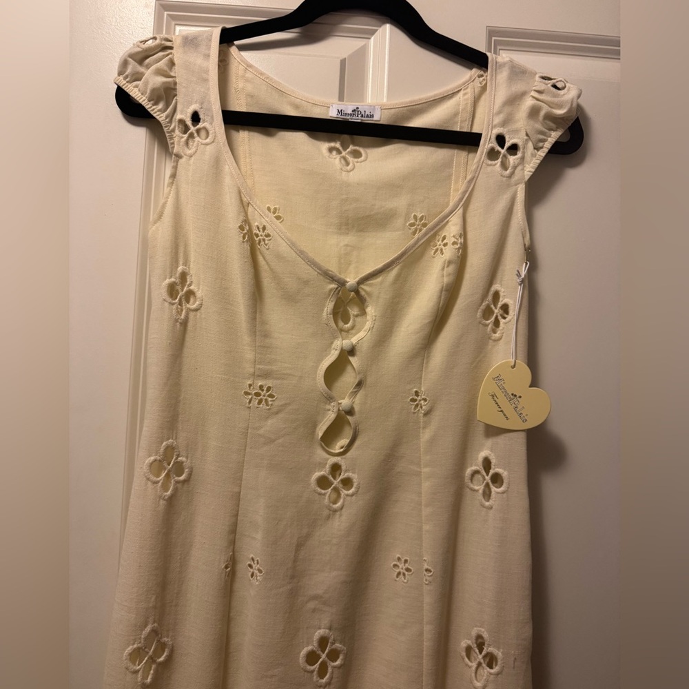 Mirror Palais Maria Cream Midi Dress with Floral Cutouts - Picture 3 of 6